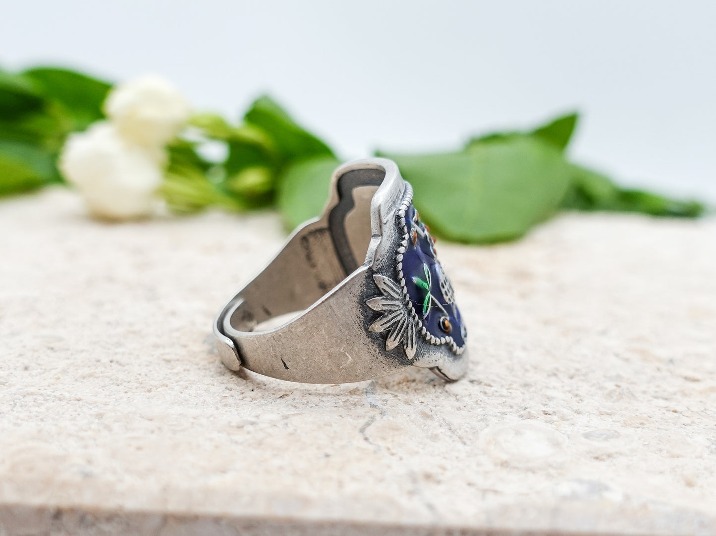 Nature Inspired Wide Band Ring