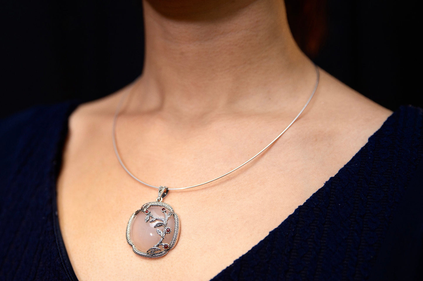 Chalcedony necklace, chalcedony pendant , Gemstone pendant, Large stone necklace