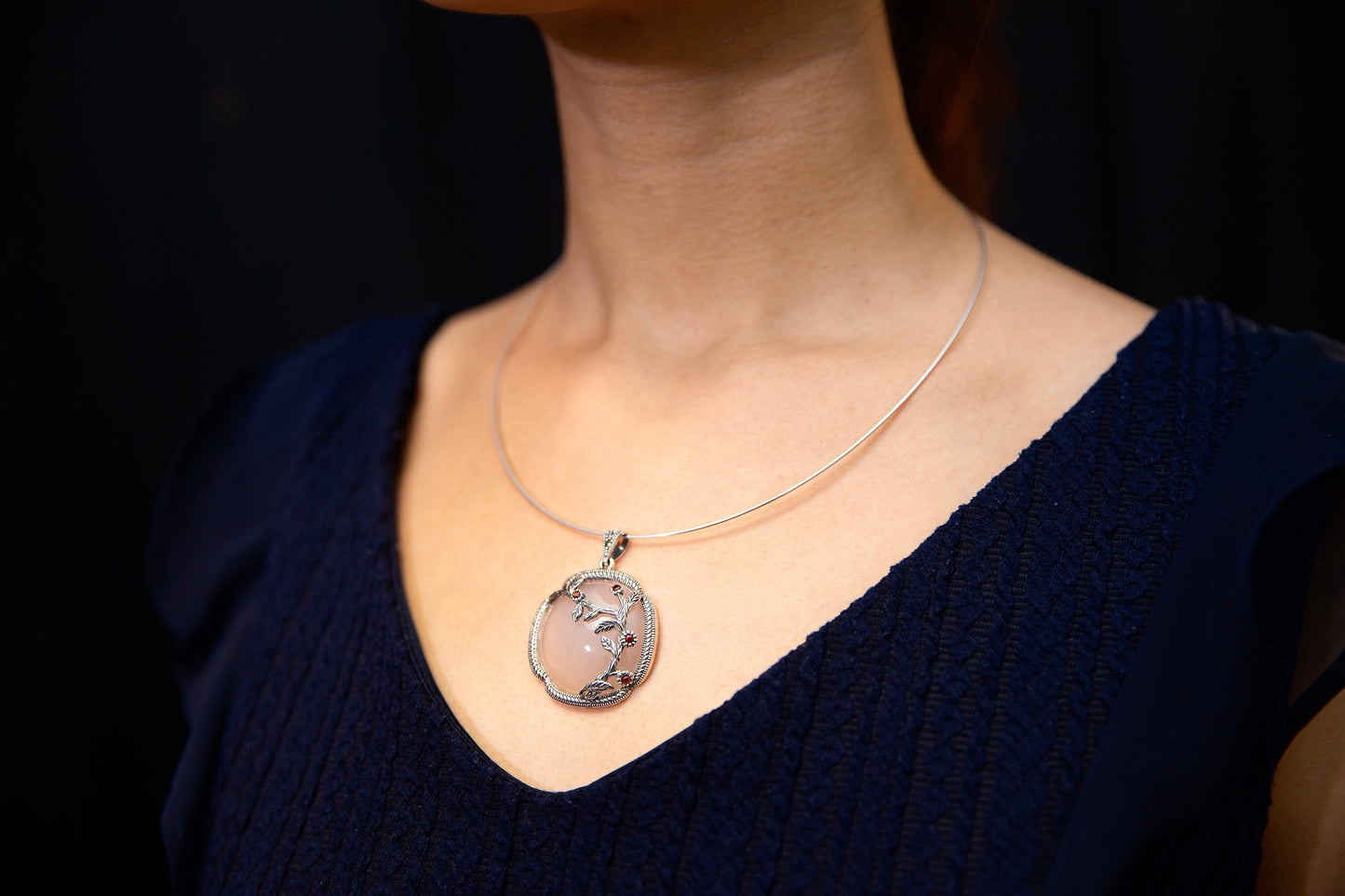 Chalcedony necklace, chalcedony pendant , Gemstone pendant, Large stone necklace