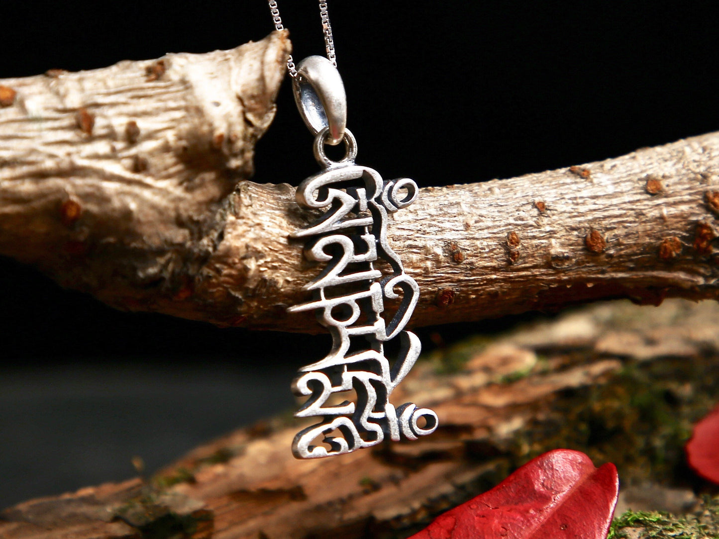 Tibetan mantra necklace, mindfulness Om Mani Pedme Hum necklace, Om necklace, Yoga necklace, buddhist necklace, tibetan necklace