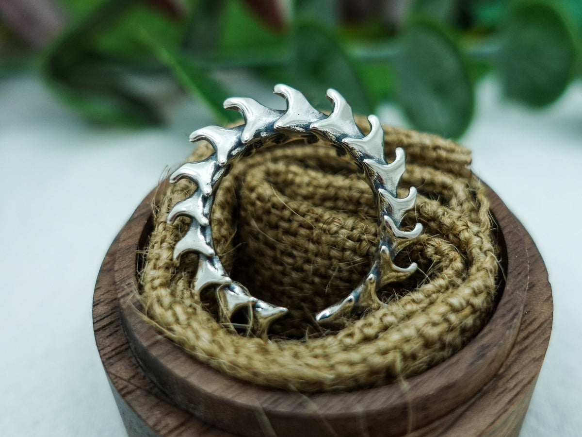 Sterling silver, Dragon scale, Adjustable ring, Fantasy jewelry, Mythical creature ring