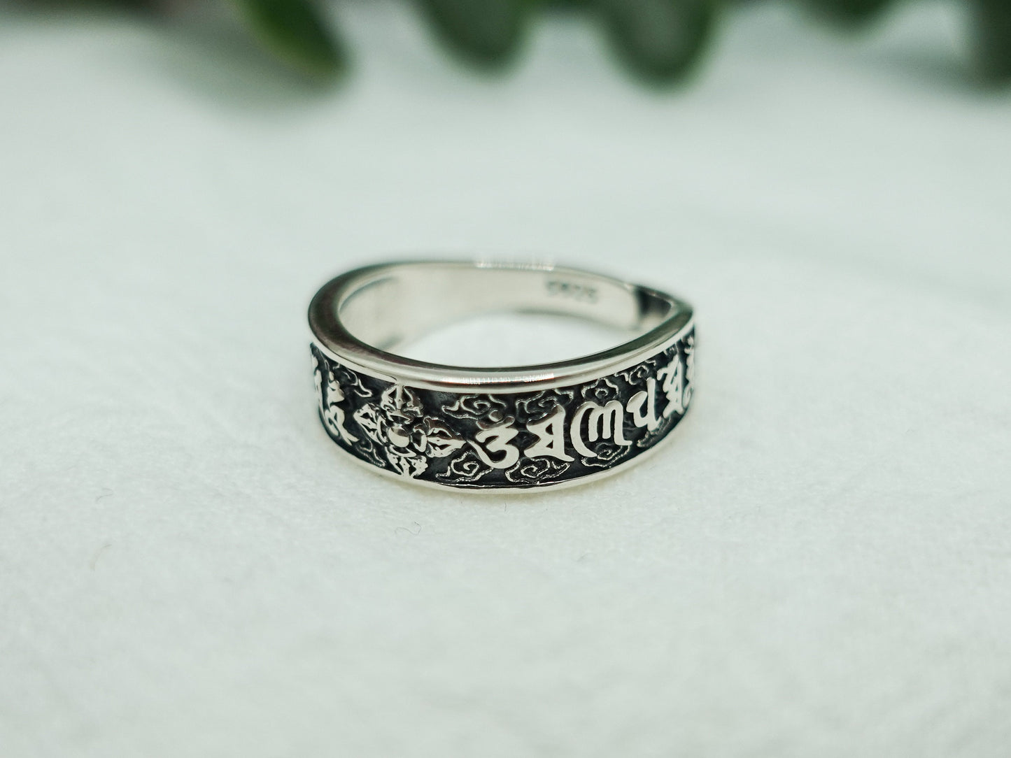 Tibetan Vajra Meditation Ring, Thumb Ring for Men Women, Six-Words Mantra Engraved Band, Spiritual Jewelry, Couples' Mantra Ring