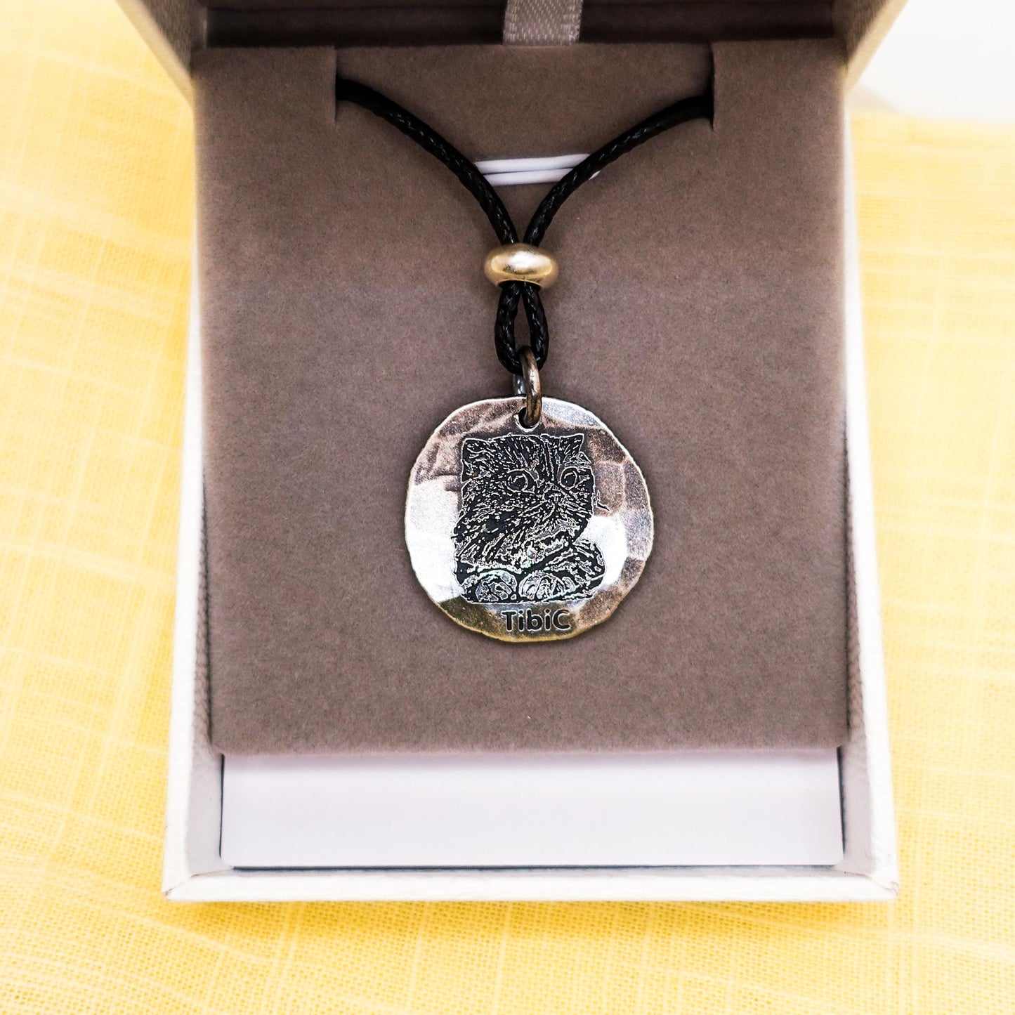 Sterling Silver Customize Portrait Necklace, Unisex Personalized Necklace, Photo Name Initial Engraving Jewelry Gift for Him Mom Dad Lovers