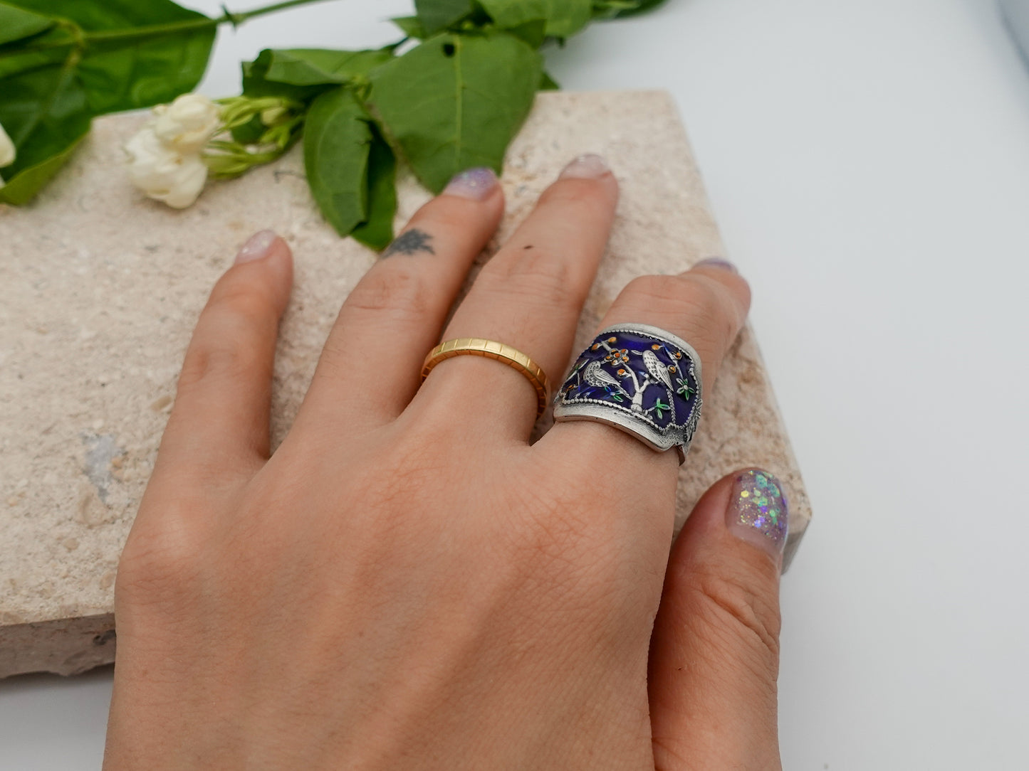 Nature Inspired Wide Band Ring