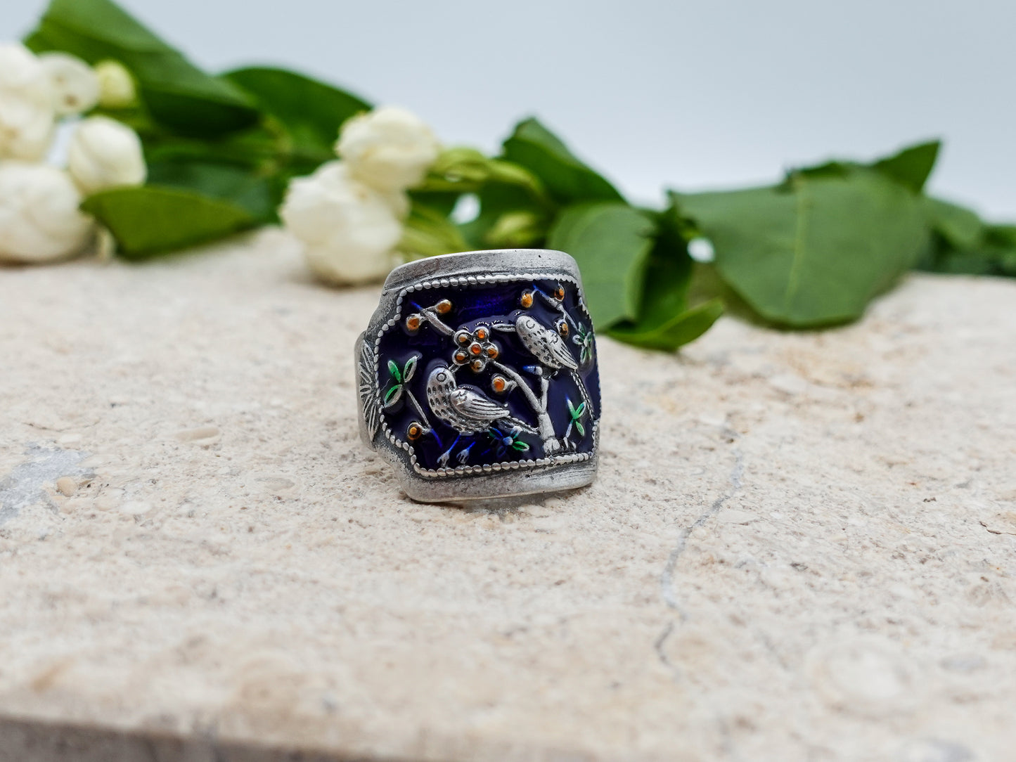 Nature Inspired Wide Band Ring