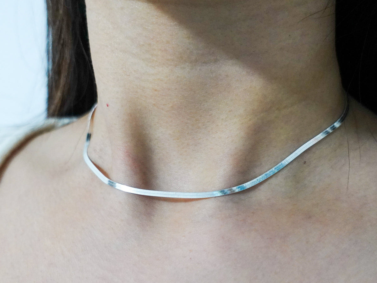 Sterling Silver Omega Chain Necklace: Shiny Modern Jewelry, Adjustable Length