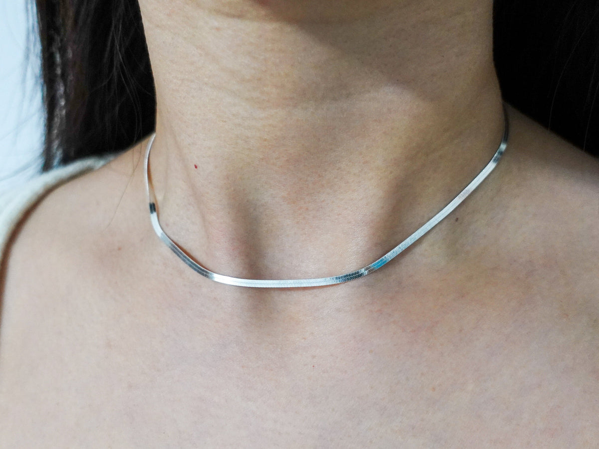 Sterling Silver Omega Chain Necklace: Shiny Modern Jewelry, Adjustable Length