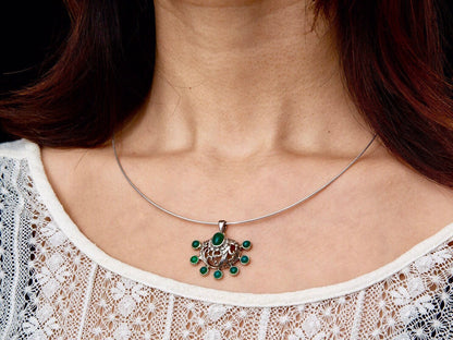 Sterling Silver Fan-shaped Elegant Pendant Necklace, Green Agate Pendant, Green Gemstone Jewelry, Gift for Her