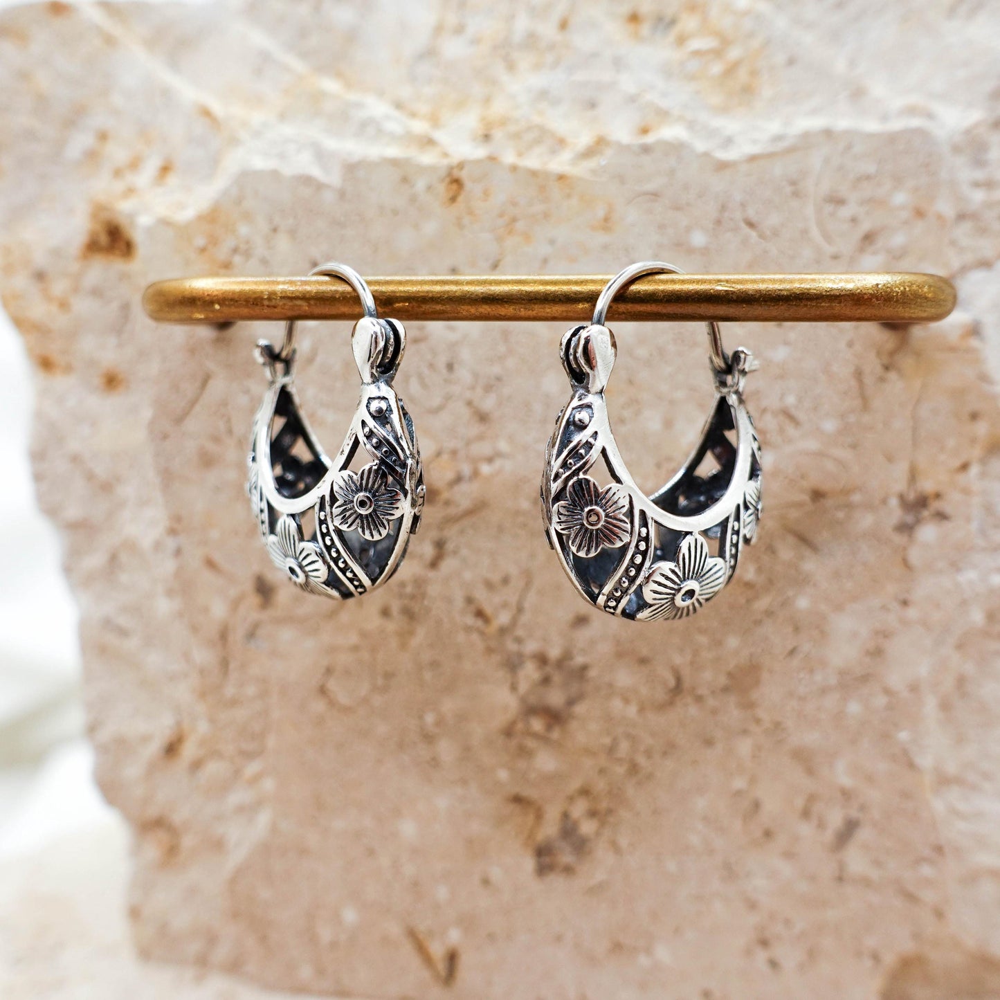 925 Sterling Silver Filigree Hoop Earrings: Engraved Floral Design