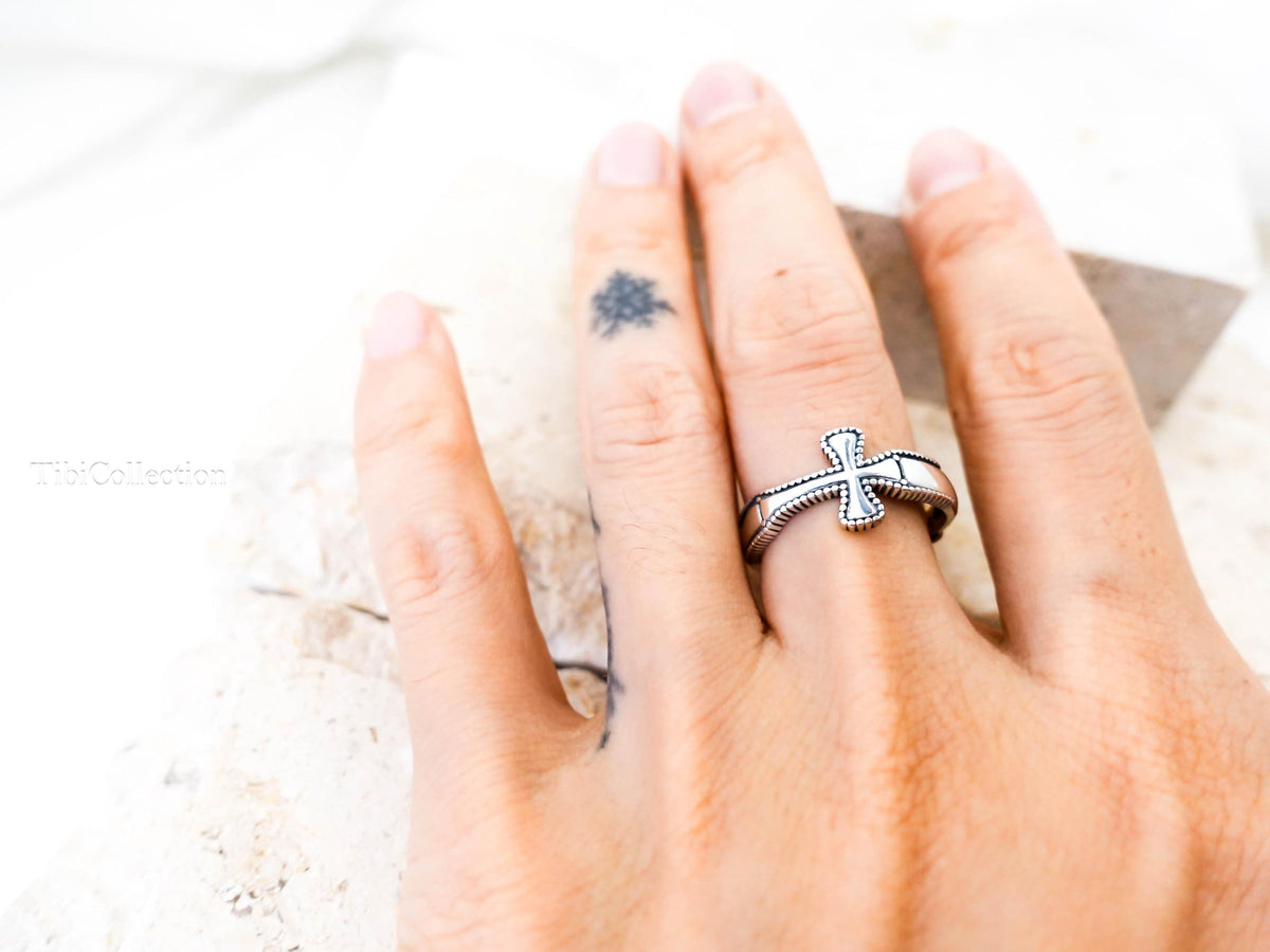 Sterling Silver Cross Ring, Adjustable Oxidized Unisex Celtic Cross Ring for Men Women Religious Jewelry Gift for Him Her