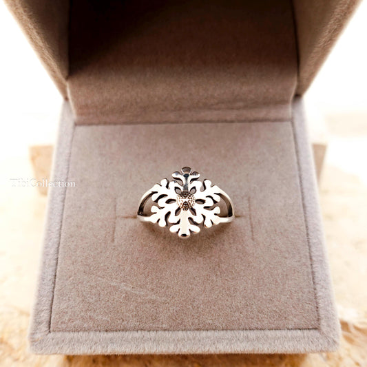 Snowflake Ring Sterling Silver, Adjustable Winter Star Christmas Jewelry Gift for Her