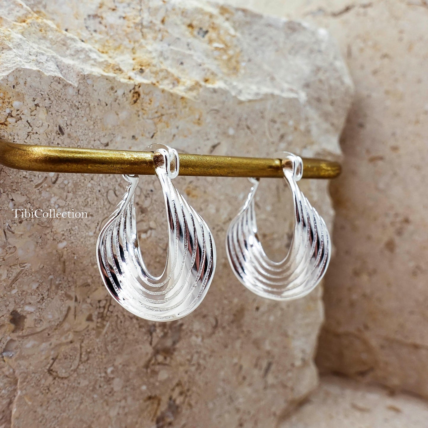 Sterling Silver Mobius Hoop Earrings, Eternal Twist Hoops, Celestial Infinity Earrings, Light Medium Hoops, Gift for Her