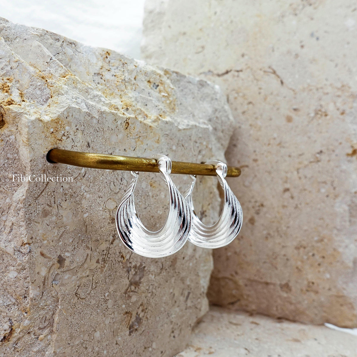Sterling Silver Mobius Hoop Earrings, Eternal Twist Hoops, Celestial Infinity Earrings, Light Medium Hoops, Gift for Her