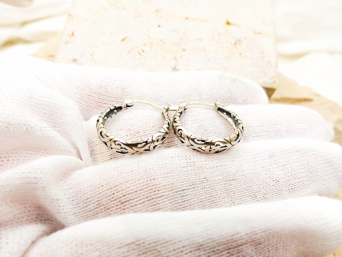 Sterling Silver Vintage Hoop Earrings, Lightweight Hoops Gift for Mom