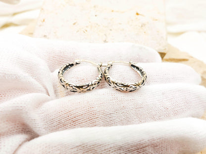 Sterling Silver Vintage Hoop Earrings, Lightweight Hoops Gift for Mom