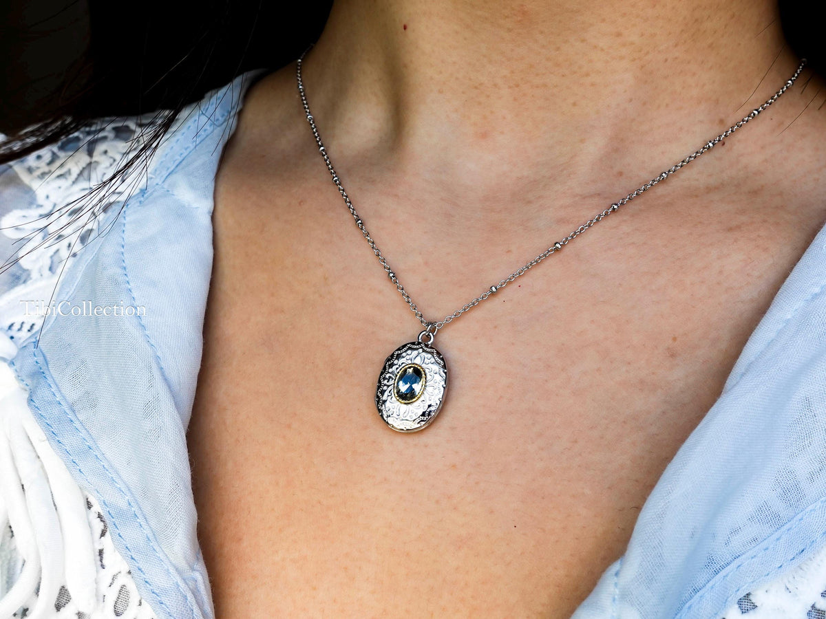 Peridot Locket Necklace Sterling Silver, August Birthstone Vintage Jewelry Gift