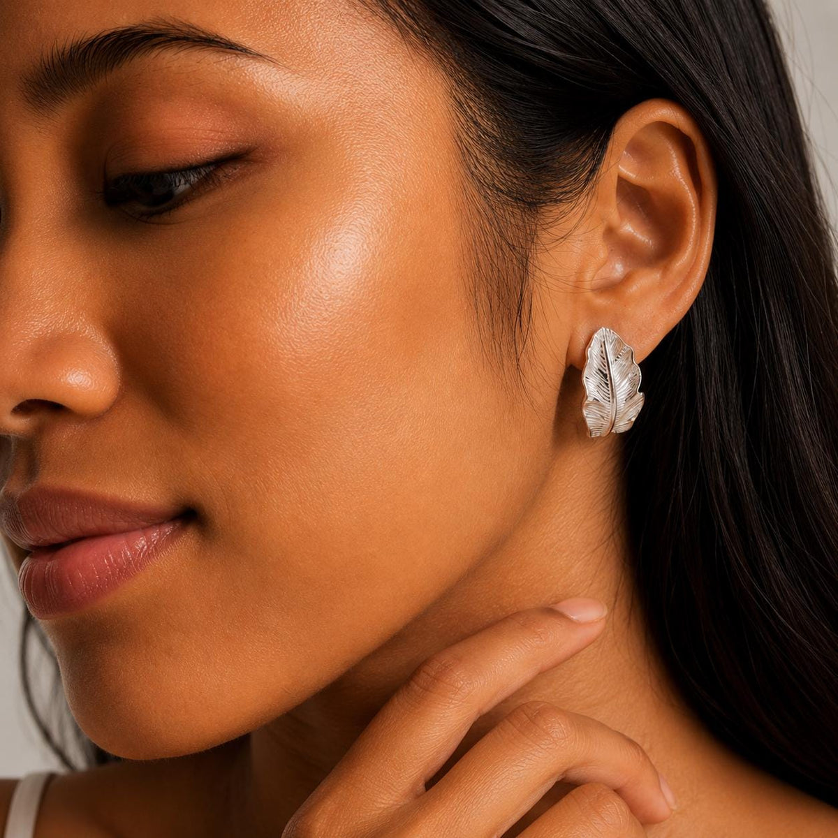 Sterling Silver Leaf Stud Earrings, Feather Earrings Everyday Jewelry Gift for Her Mom Sis