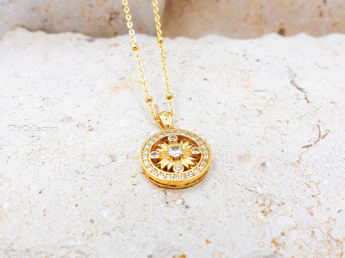 Gold Sunflower Necklace Sterling Silver , Celestial Sun Jewelry Gift for Her Sister