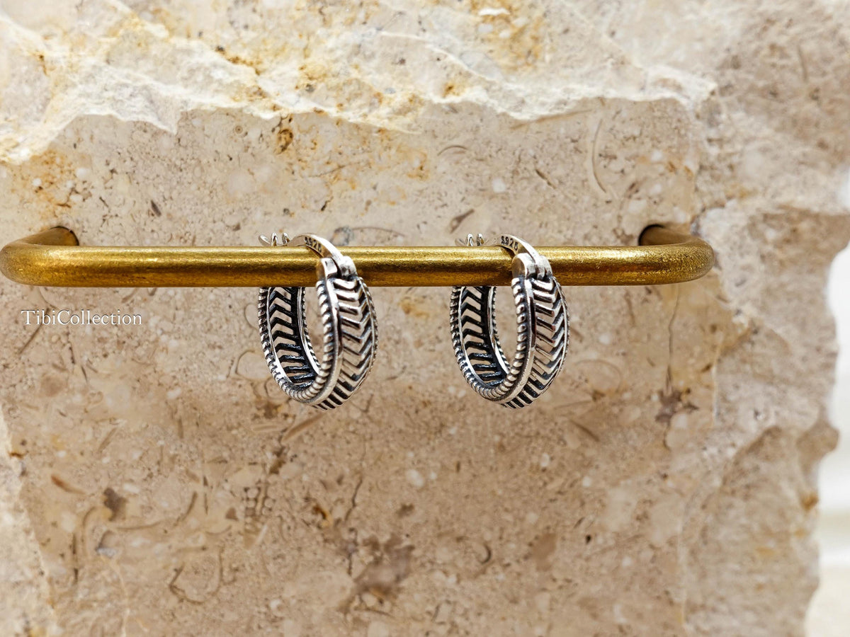 Sterling Silver Vintage Spiral Hoop Earrings, Unisex Small Hoops for Men, Gift for Him
