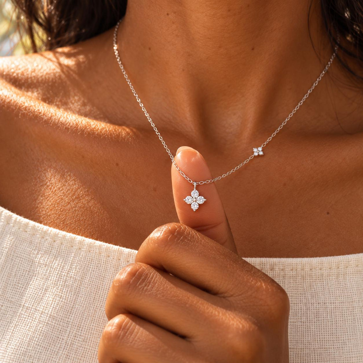Sterling Silver Clover Moissanite Necklace, Dainty Flower Diamond Necklace Gift for Her