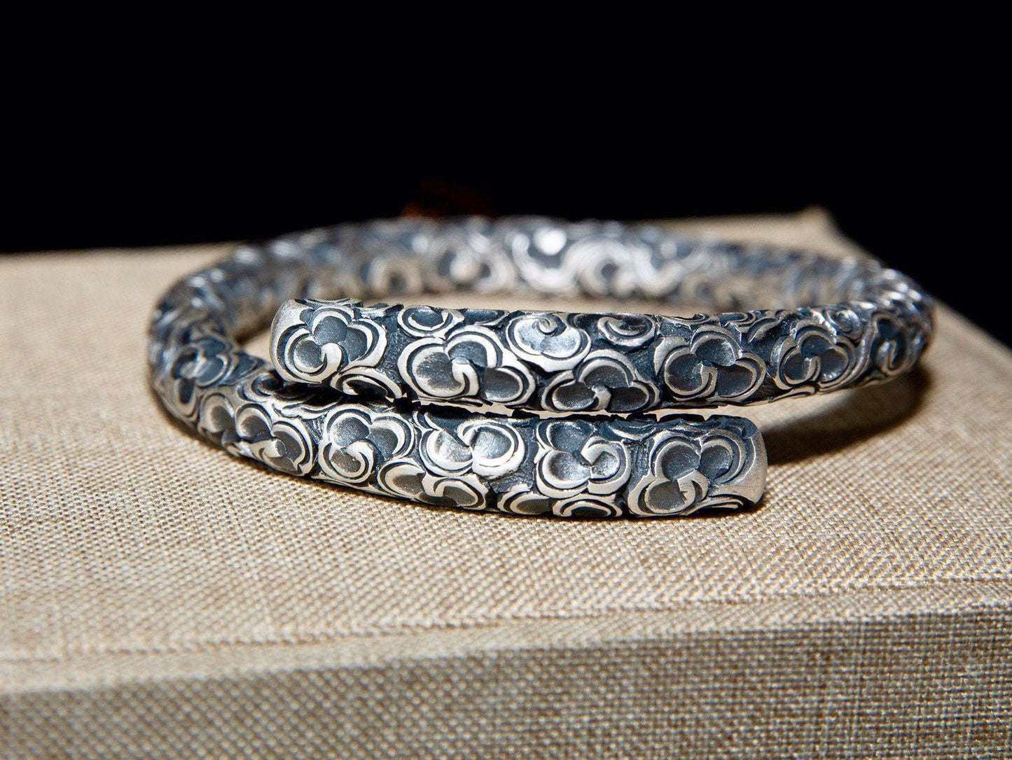 Men's silver bracelet, Solid silver bangle, fine silver viking bracelet, heavy men's bangle, oxidized cuff, men's jewelry, chunky bracelet - TibiCollection