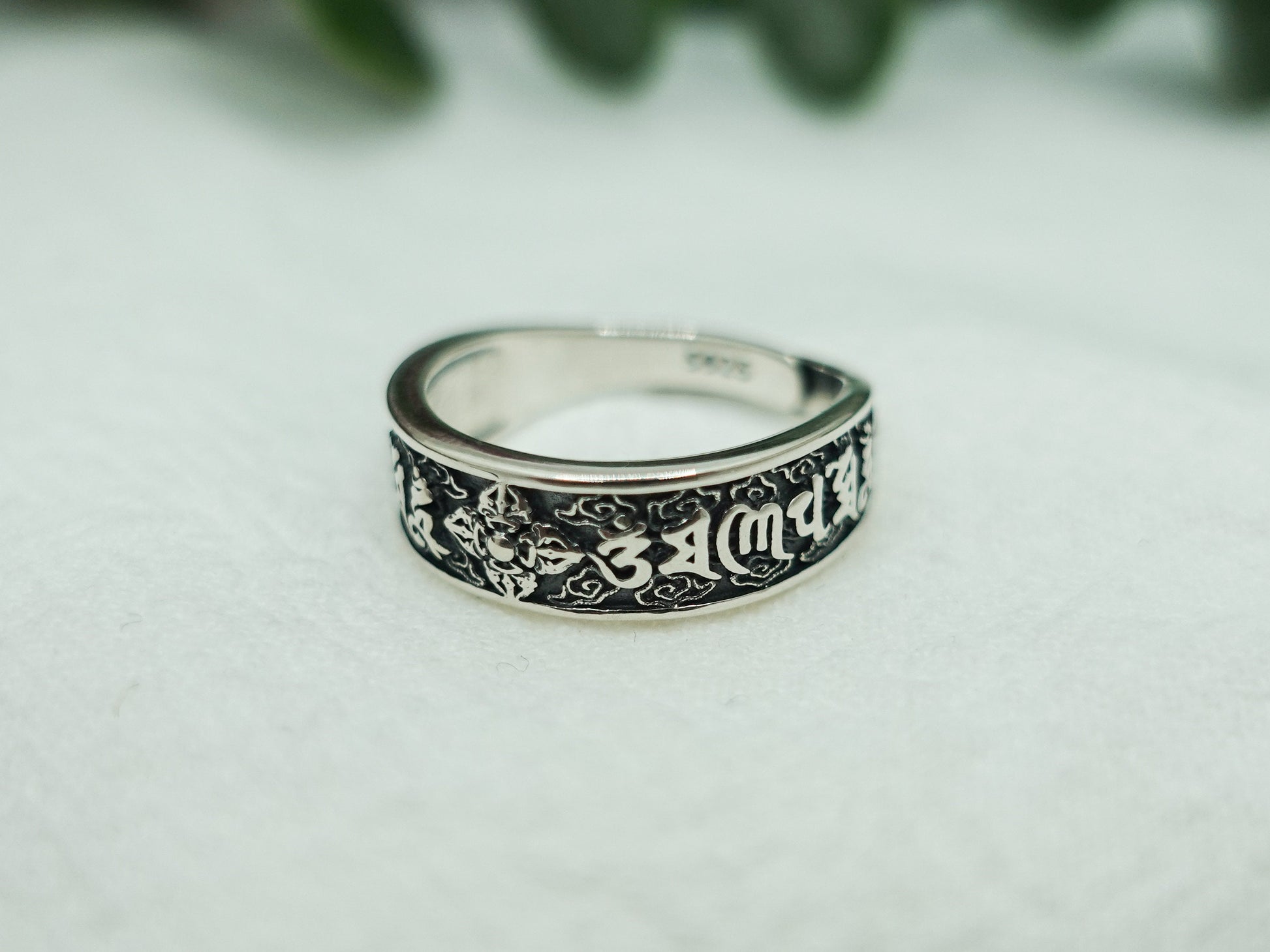 Tibetan Vajra Meditation Ring, Thumb Ring for Men Women, Six-Words Mantra Engraved Band, Spiritual Jewelry, Couples' Mantra Ring - TibiCollection