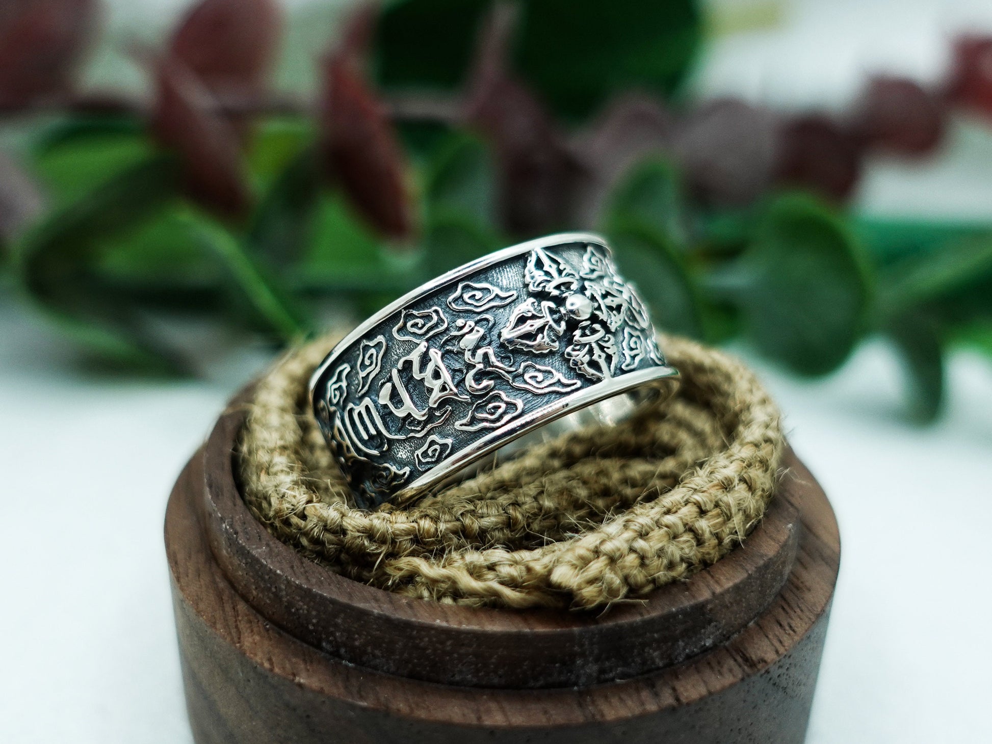 Tibetan Vajra Meditation Ring, Thumb Ring for Men Women, Six-Words Mantra Engraved Band, Spiritual Jewelry, Couples' Mantra Ring - TibiCollection