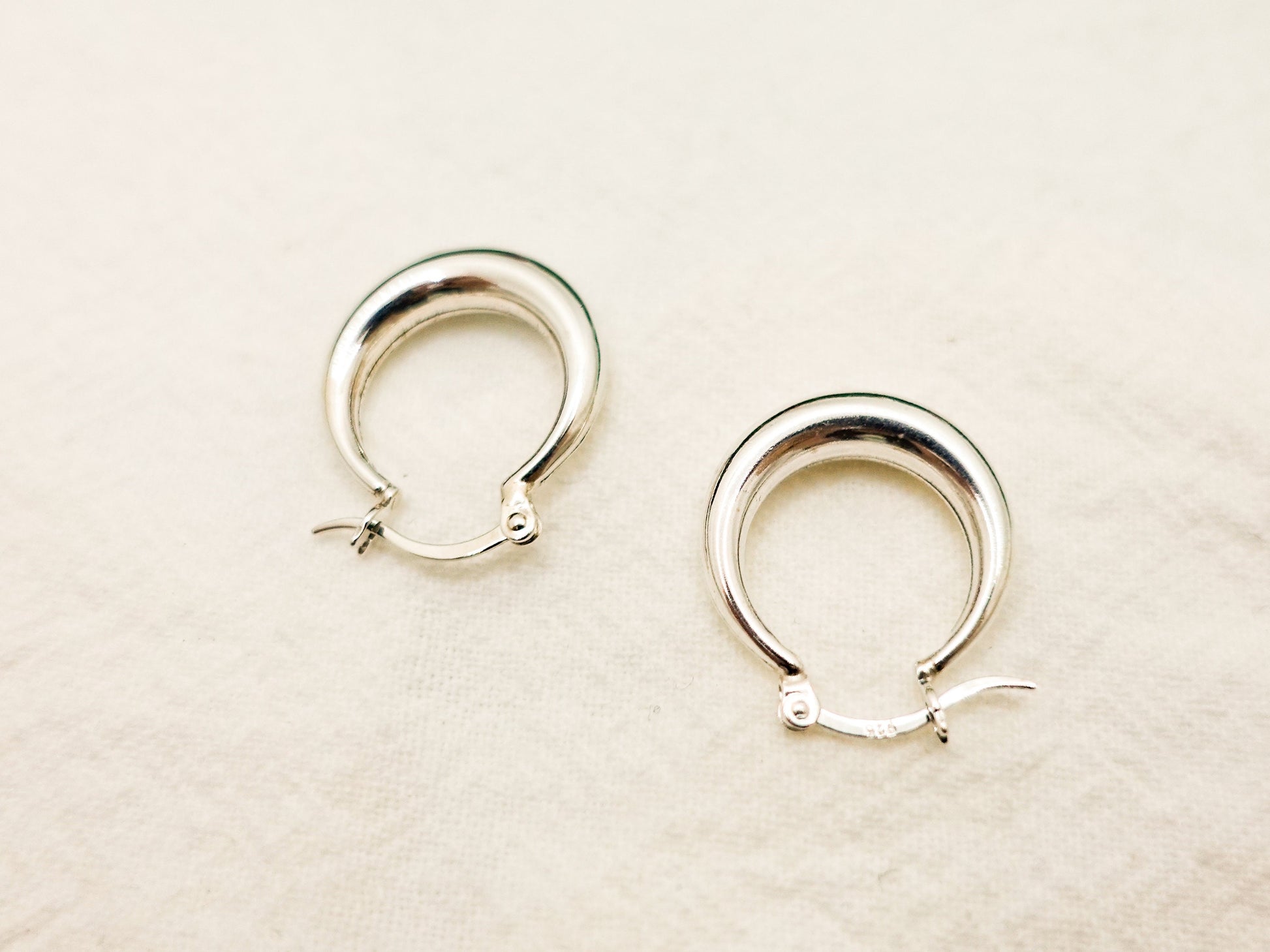 Sterling Silver Hoop Earrings, Lightweight Classic Hoop Earrings, Minimalist Plain Earring for Everyday - TibiCollection